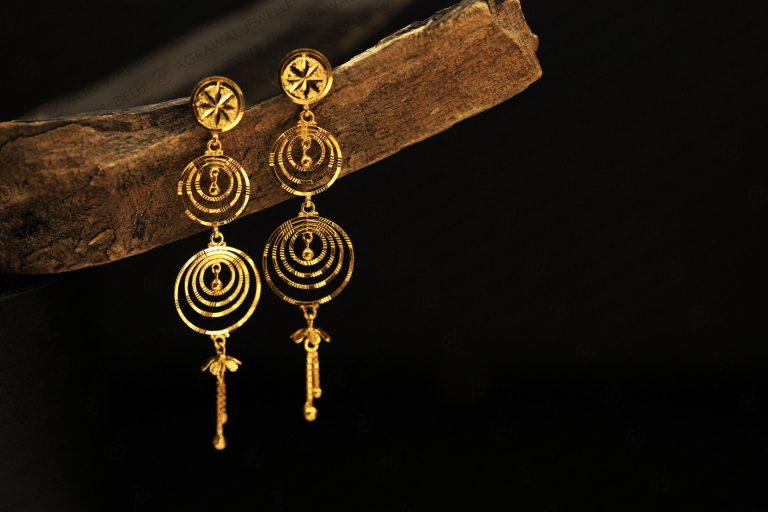Earrings & Tops