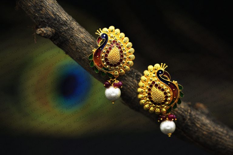 Earrings & Tops