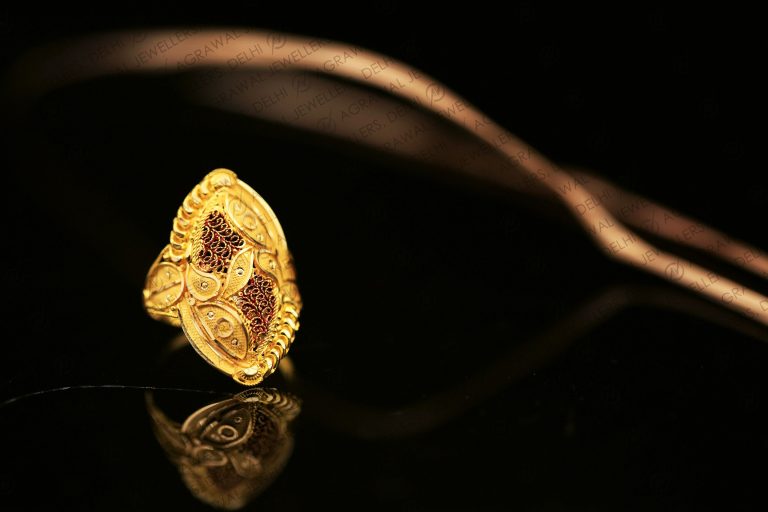 Ladies Ring