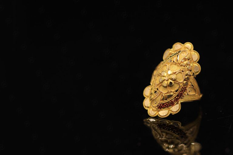 Ladies Ring