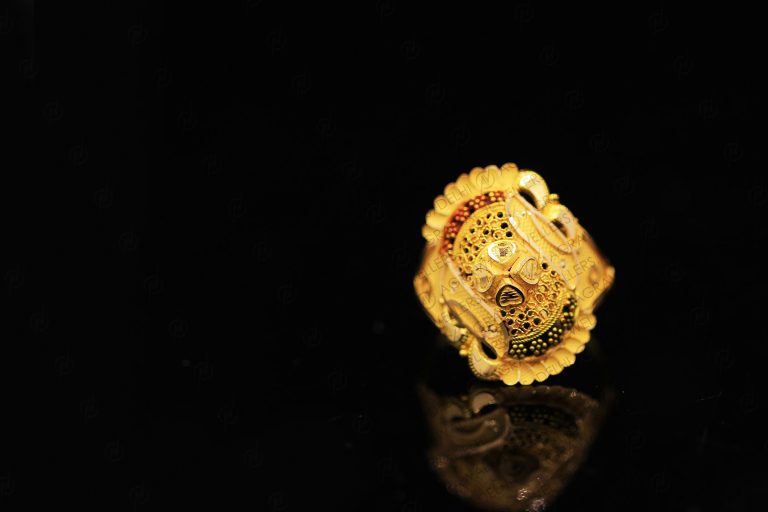 Ladies Ring