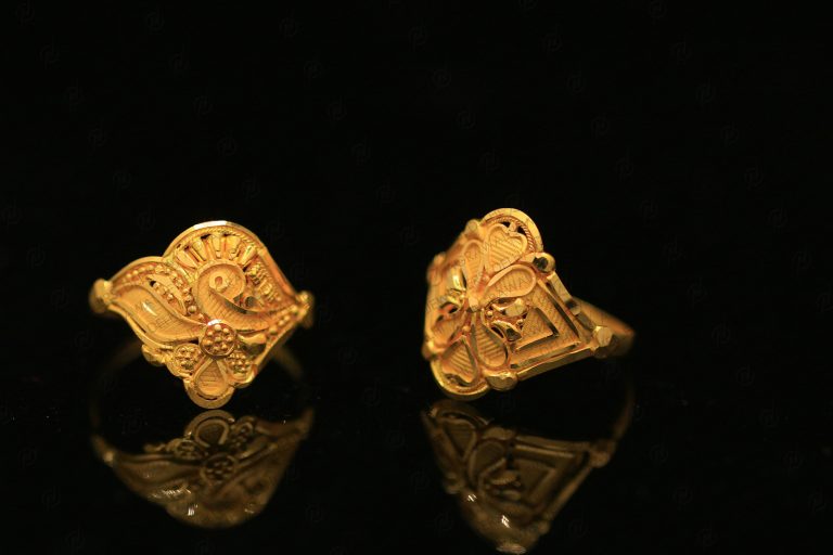 Ladies Ring