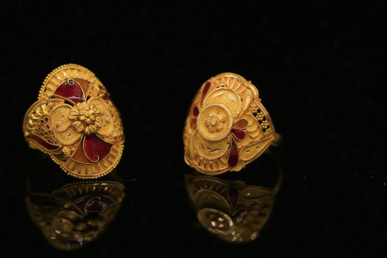 Ladies Ring