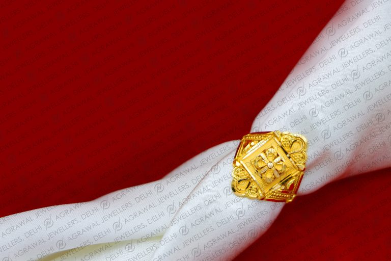 Ladies Ring