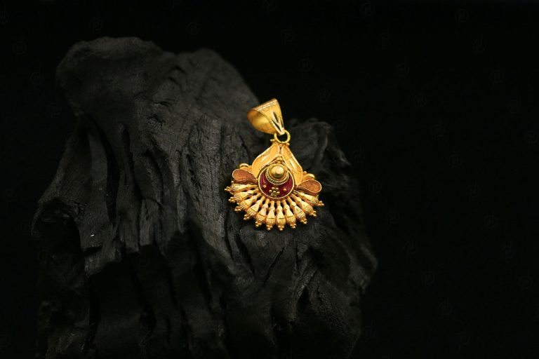 Pendant