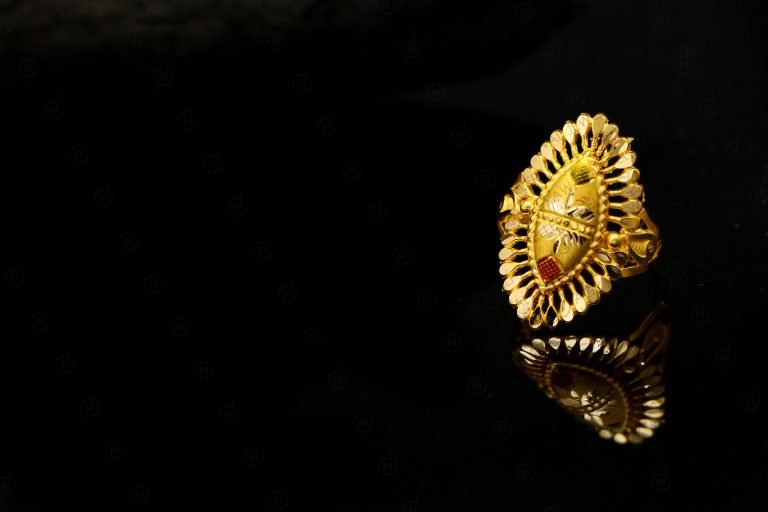 Ladies Ring