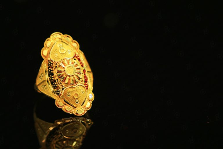 Ladies Ring