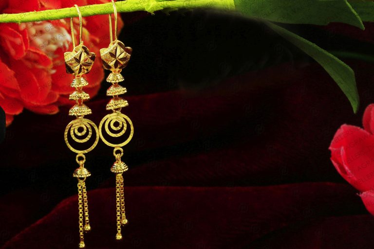 Earrings & Tops