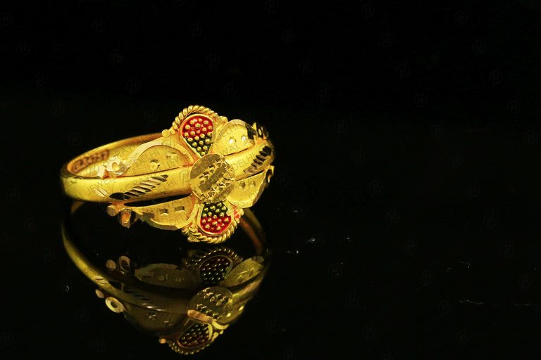 Ladies Ring