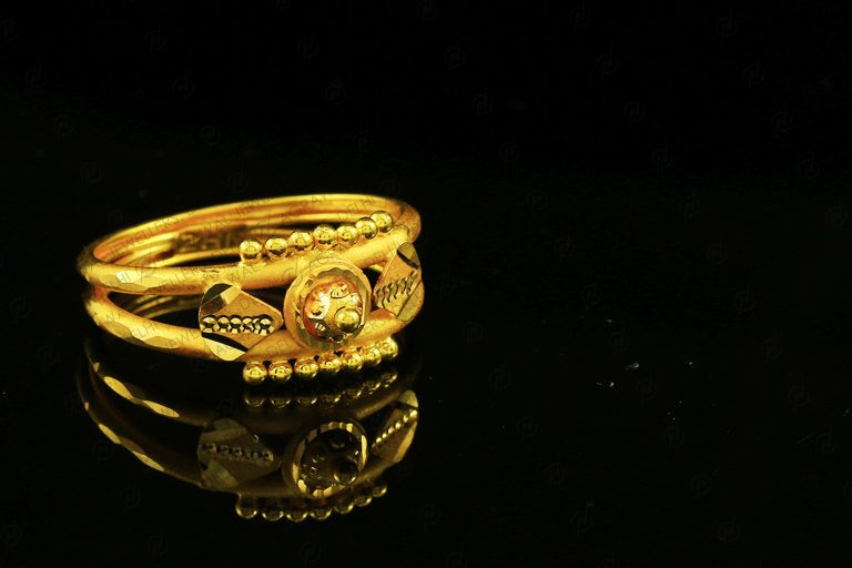 Ladies Ring