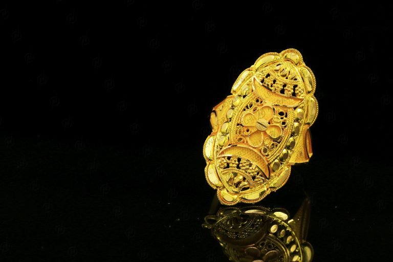 Ladies Ring
