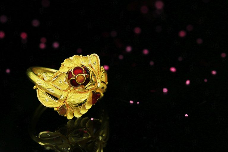 Ladies Ring